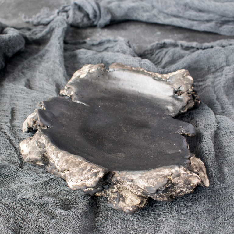 Экспонат керамической посуды Ольги Афониной5